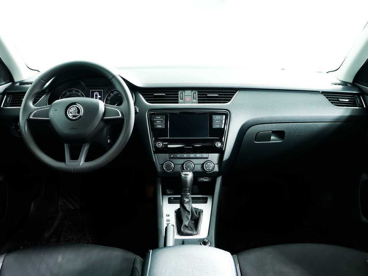 Купить Шкода Октавия, 2018, 122 335 км.. Фото: #10