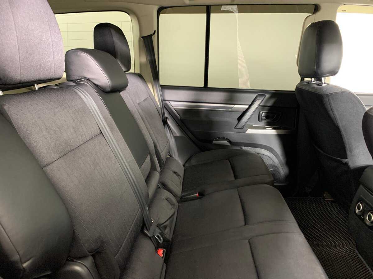 Купить Митсубиши Паджеро, 2015, 195 699 км.. Фото: #17