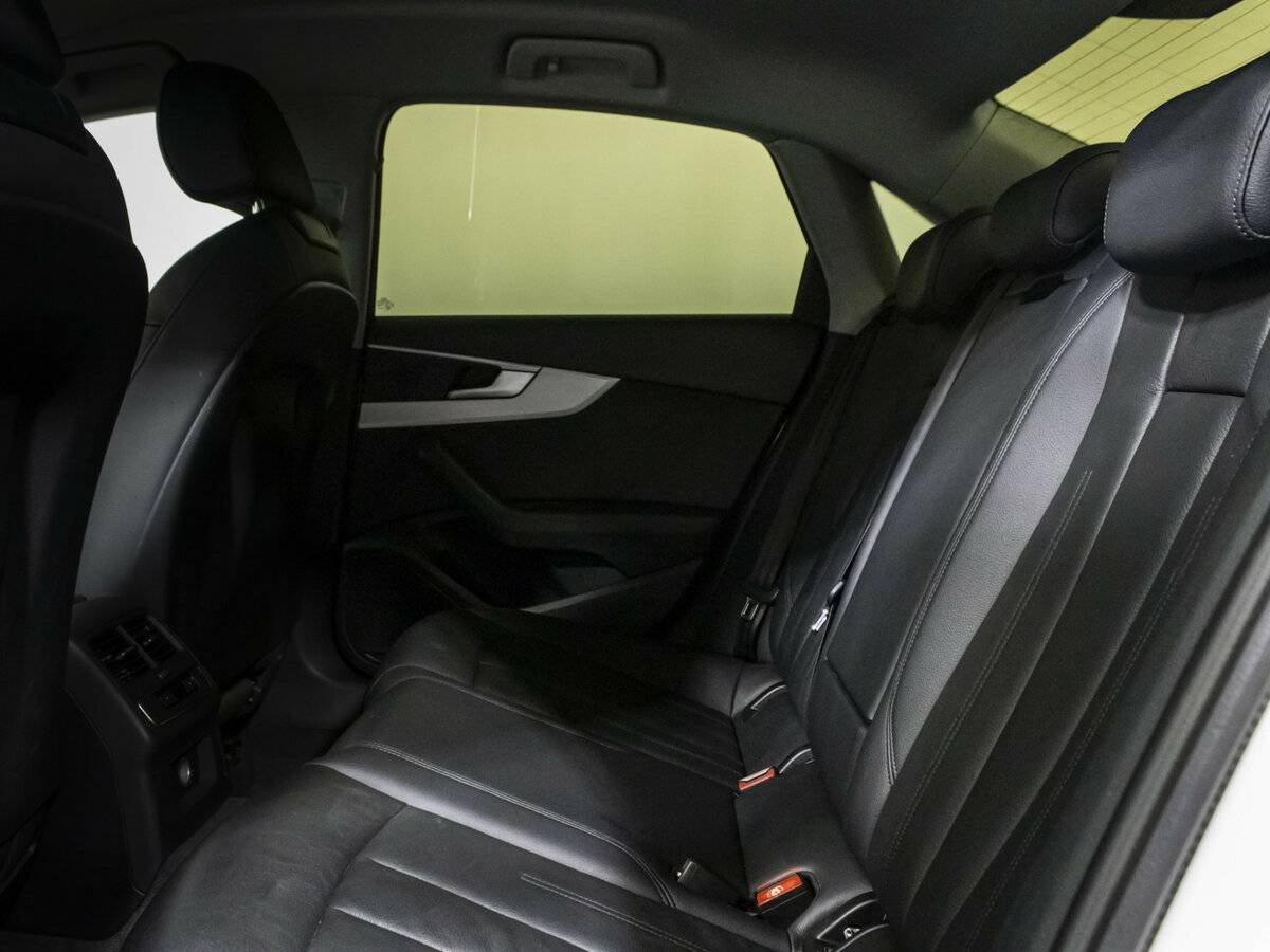 Купить Ауди А4, 2018, 99 984 км.. Фото: #8