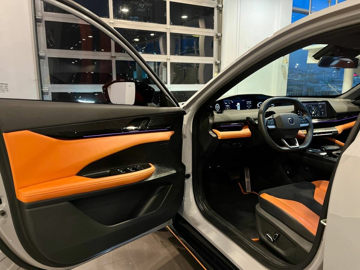 Купить Чанган УНИ-В, 2023, 15 259 км.. Фото: #17